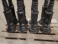 8x diverse lantarenpalen en buitenverlichting - afbeelding 12 van  12