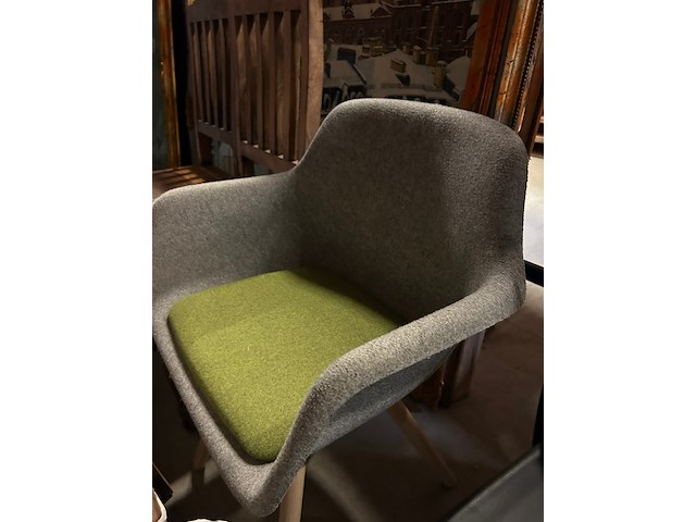 8x diverse stoelen - afbeelding 4 van  7