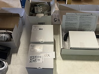 8x diversen w.o. wandkraan, glashouder, w.o. damixa, emco - afbeelding 1 van  9