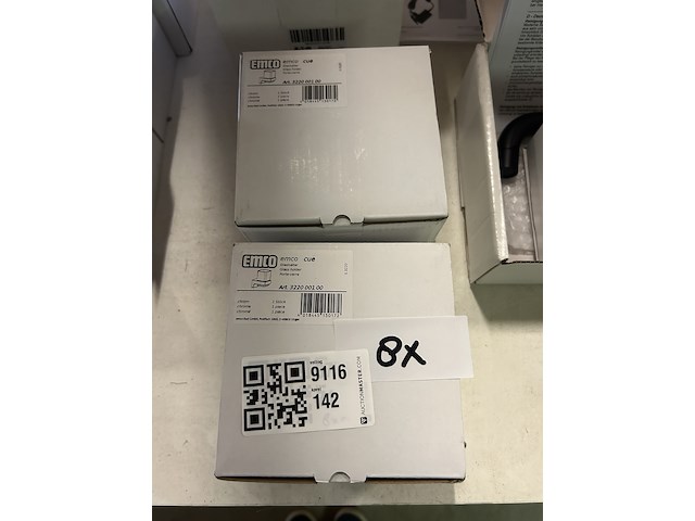8x diversen w.o. wandkraan, glashouder, w.o. damixa, emco - afbeelding 3 van  9