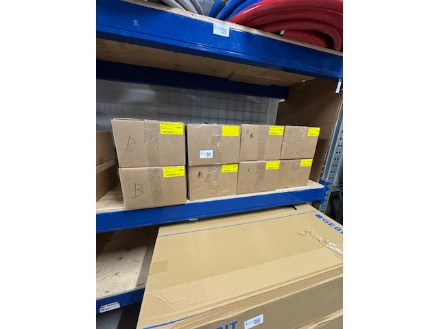 8x doos aansluitmateriaal warmtepompen - afbeelding 1 van  8