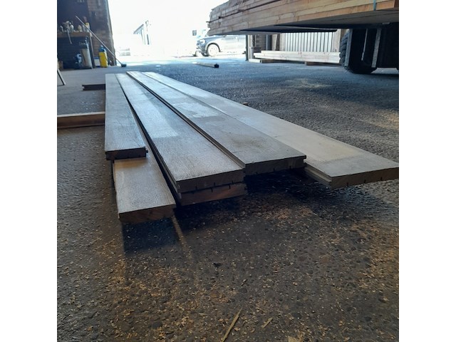 8x eiken geschaafde vloerdelen, ca. 30 mm dik, lengte voornamelijk 420 cm - afbeelding 3 van  4