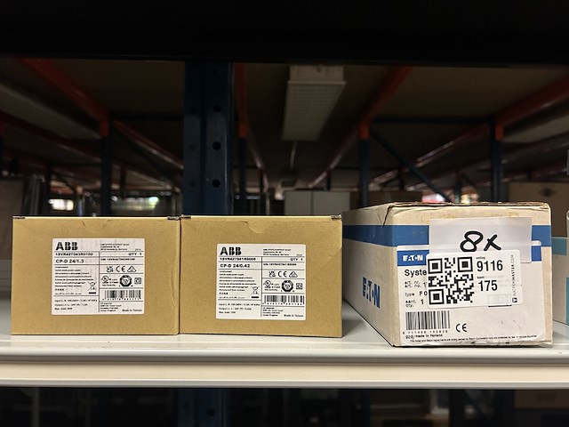 8x elektrische componenten en automaten abb, eaton, holec - afbeelding 3 van  6