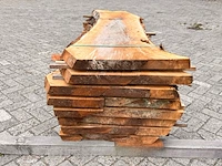 8x europees noten stam gezaagd, 52x59mm, lengte 175cm - afbeelding 3 van  3