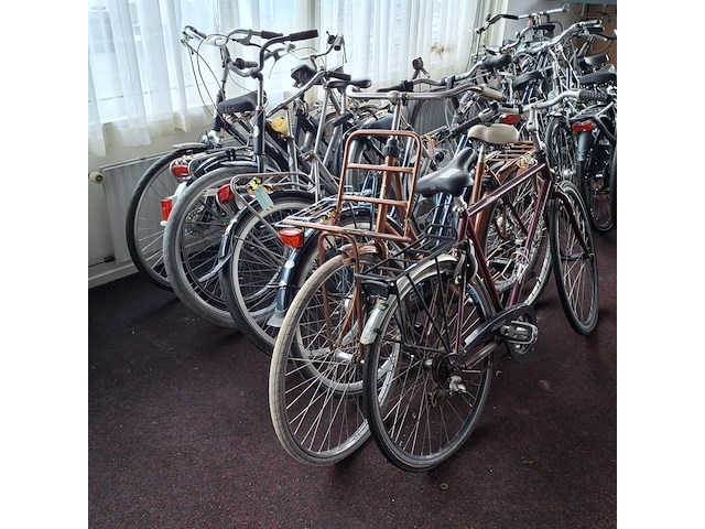 8x fiets, o.a. gazelle en batavus - afbeelding 2 van  9