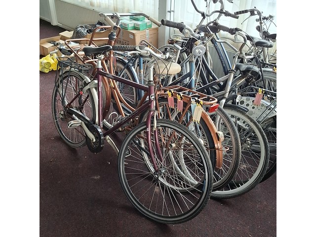 8x fiets, o.a. gazelle en batavus - afbeelding 4 van  9