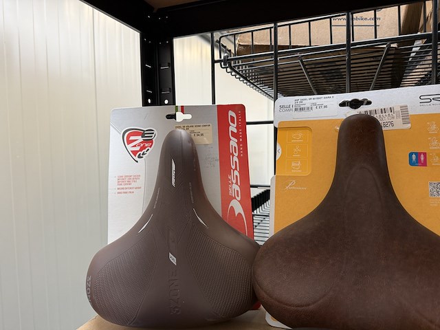 8x fietszadel w.o. selle royal, selle bassano - afbeelding 7 van  11