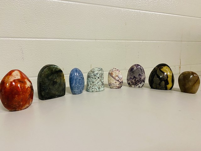 8x freeform sculpturen divers - afbeelding 1 van  9