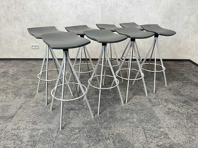 8x gimlet mobles 114 - draaibare barkruk - afbeelding 1 van  10