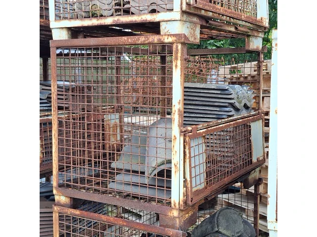 8x gitterbox met diverse dakpannen - afbeelding 8 van  12