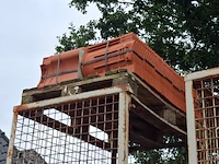 8x gitterbox met diverse dakpannen - afbeelding 10 van  12