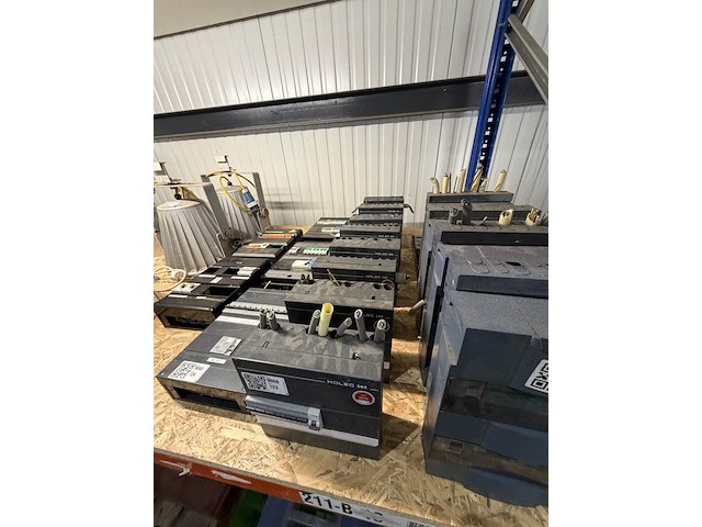 8x groepenkasten, holec - afbeelding 1 van  2