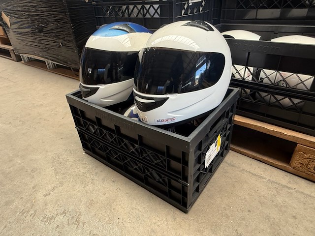 8x helm o.a. vito, agv - afbeelding 2 van  6