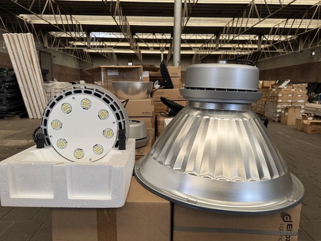 8x high bay light hb1 120w met industriële kap, ellipz lighting - afbeelding 1 van  7