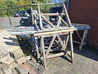 8x houten schraag - afbeelding 1 van  2