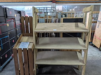 8x houten showroom meubels