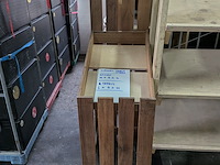 8x houten showroom meubels - afbeelding 18 van  23