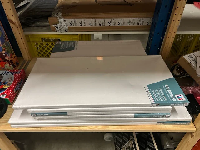 8x inhoud stellingvak w.o. speelgoed, gezelschapsspellen, hobbyartikelen w.o. tonies, kikkerland, ravensburger - afbeelding 5 van  24