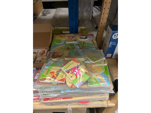 8x inhoud stellingvak w.o. speelgoed, gezelschapsspellen, hobbyartikelen w.o. tonies, kikkerland, ravensburger - afbeelding 21 van  24
