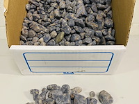 8x kilo saffier getrommeld (ongepolijst) - afbeelding 1 van  3