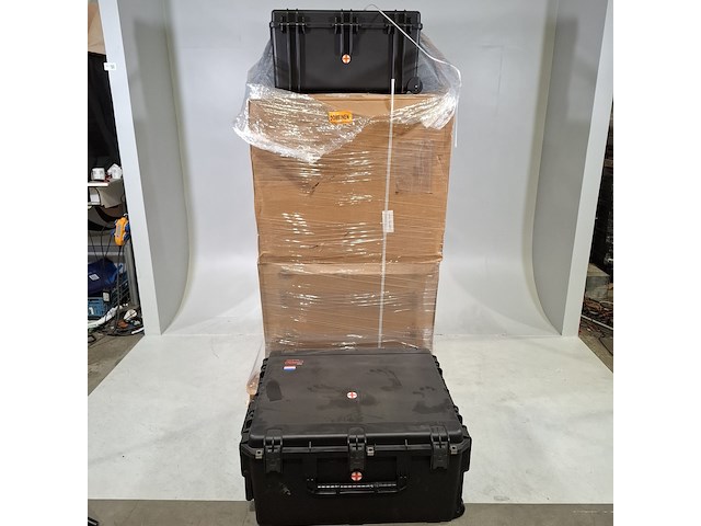 8x kunststof koffer/trolley, skb - afbeelding 3 van  20