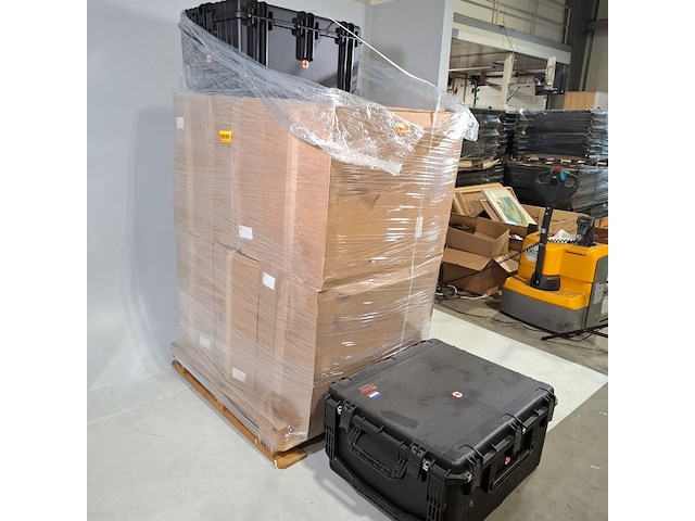 8x kunststof koffer/trolley, skb - afbeelding 12 van  20