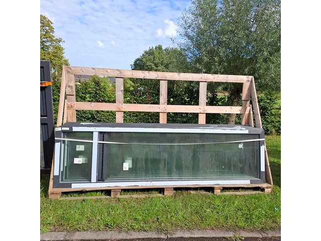 8x kunststof kozijn met glas - afbeelding 1 van  7