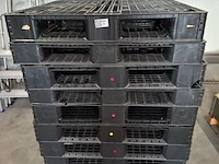 8x kunststof pallet