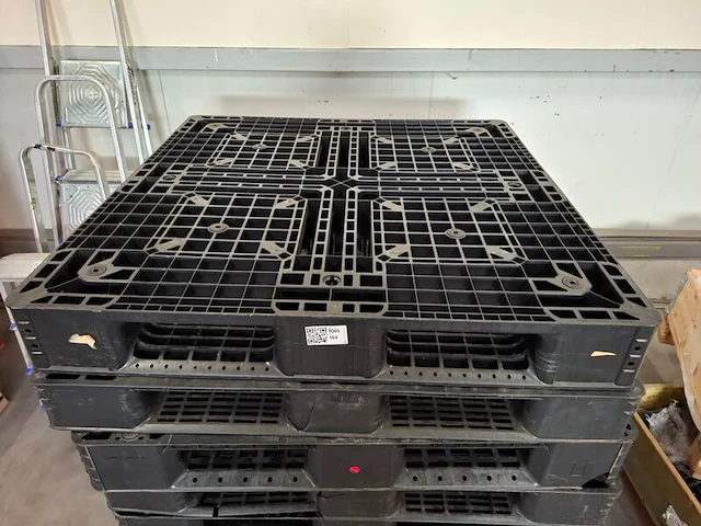 8x kunststof pallet - afbeelding 2 van  2