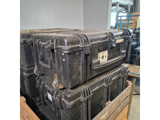 8x kunststof transportkoffer - afbeelding 3 van  8