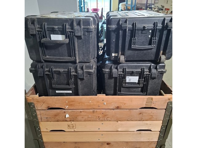 8x kunststof transportkoffer - afbeelding 8 van  8