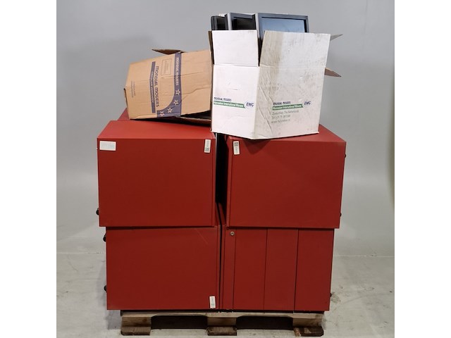 8x ladeblok en diverse monitoren - afbeelding 1 van  9