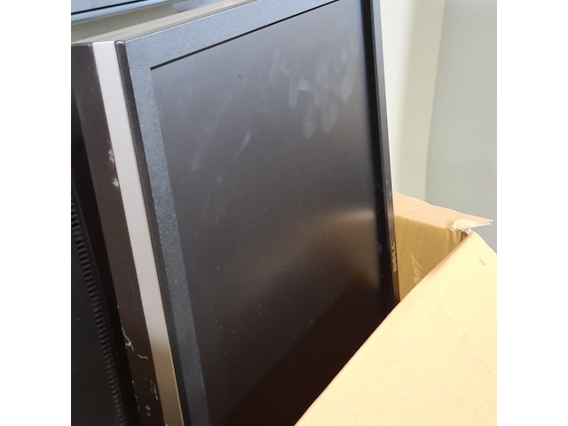 8x ladeblok en diverse monitoren - afbeelding 3 van  9