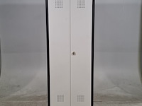 8x lockerkast - afbeelding 1 van  8