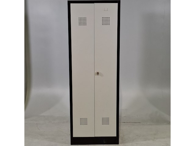 8x lockerkast - afbeelding 1 van  7