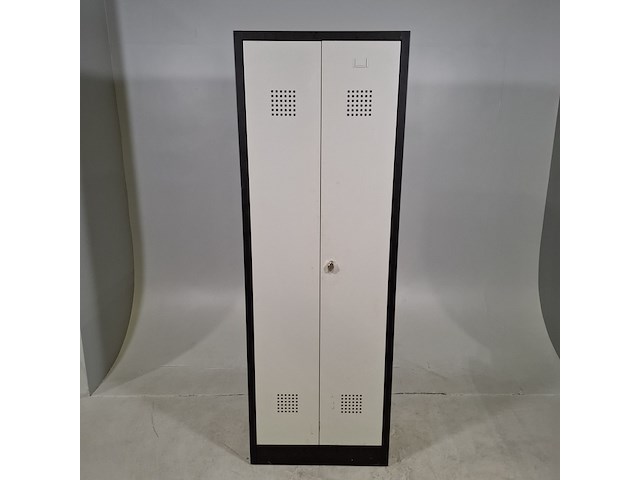 8x lockerkast - afbeelding 1 van  8