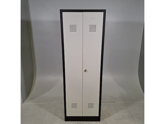 8x lockerkast - afbeelding 1 van  8