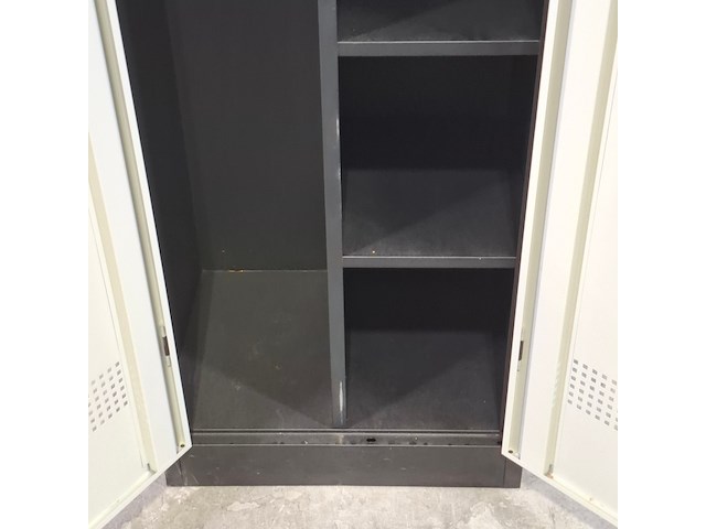 8x lockerkast - afbeelding 7 van  13