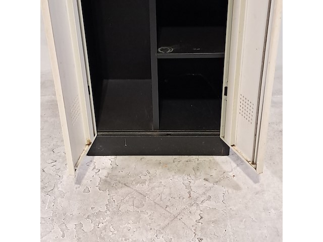 8x lockerkast - afbeelding 3 van  7