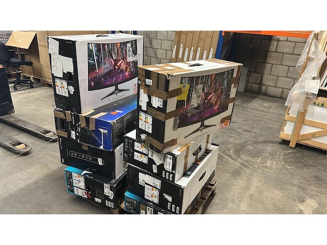 8x monitor, alienware - afbeelding 1 van  5