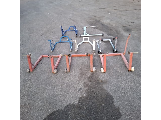8x paddockstand, o.a. suzuki en moto professional - afbeelding 5 van  8