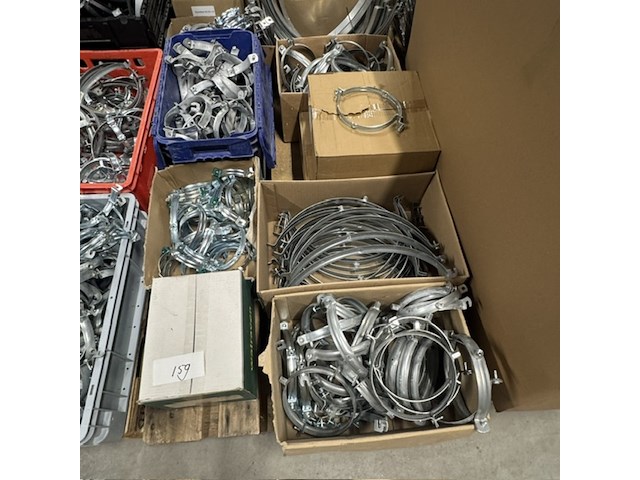 8x pallets met pijpbeugels - afbeelding 11 van  15