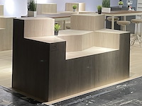8x presentatiemeubels, houtnerf - afbeelding 6 van  13