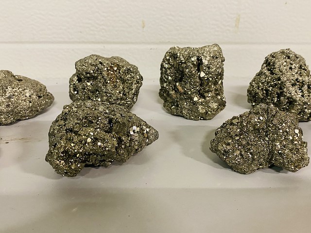 8x pyriet ruwe brokken - afbeelding 3 van  6