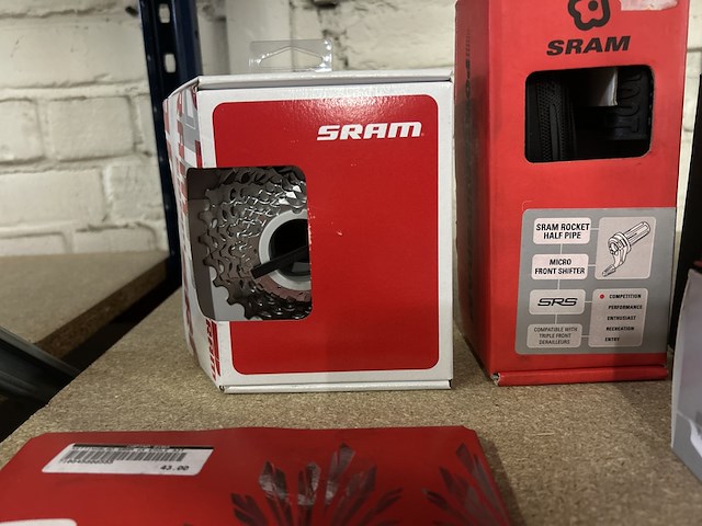 8x racefiets onderdelen w.o. shifters, cassettes, sram - afbeelding 5 van  10