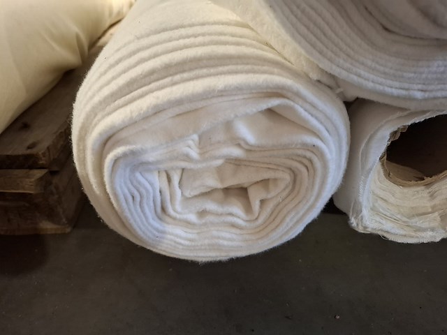 8x rol witte bedtextiel assorti - afbeelding 9 van  12