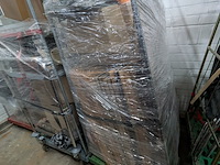 8x rolcontainer gevuld met diverse kantoor en magazijn goederen - afbeelding 5 van  16