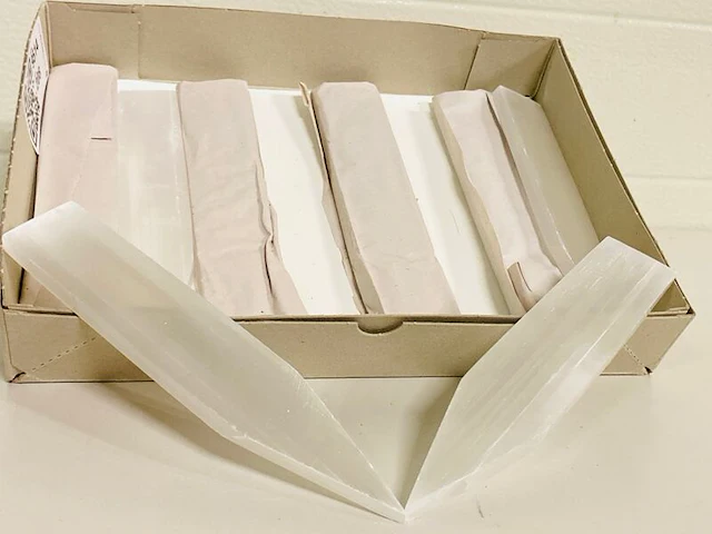8x seleniet speerpunten - afbeelding 1 van  6