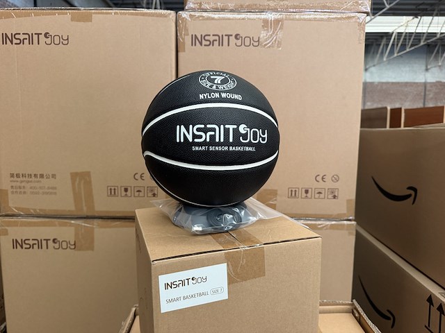 8x slimme basketbal maat 7 met oplader en kabel, insait joy - afbeelding 1 van  10