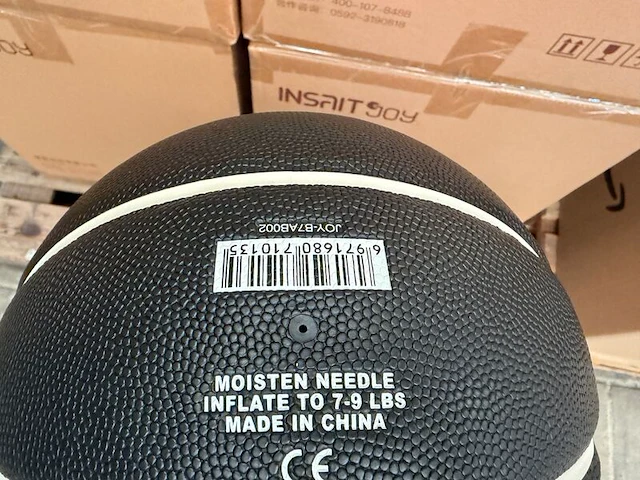 8x slimme basketbal maat 7 met oplader en kabel insait joy - afbeelding 7 van  10